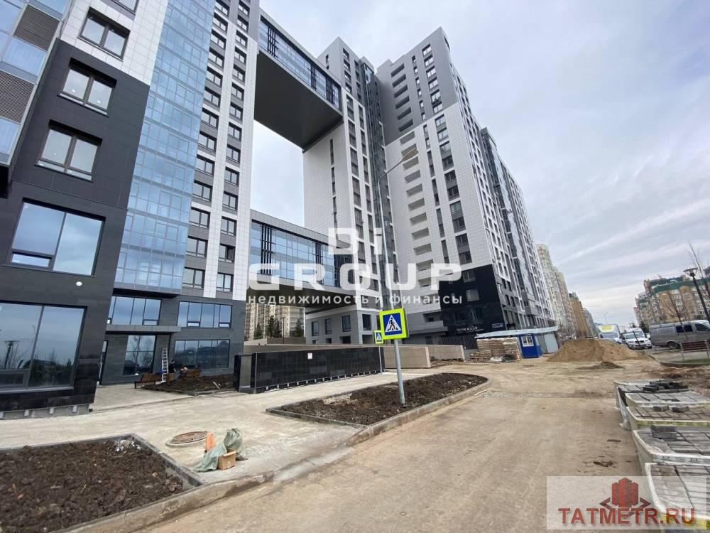 Коммерческая / Аренда / Офисы, Казань, Чистопольская улица, 180 000 Сдается помещение свободного назначения 180 кв.м. Вход с первой линии ул. Сибгата Хакима дом 51, а также со стороны...