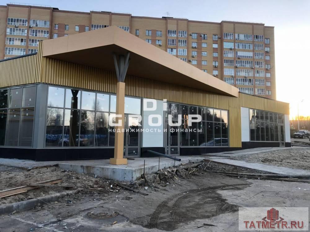 Аренда / Коммерческая / Public catering, Казань, улица Сабит, 148 500 отдельно стоящее здание, общая площадь 400 кВ.м.; — 4 помещения по 100 кВ.м.; — Высота потолков 3,6 метров. — Первая... - 2