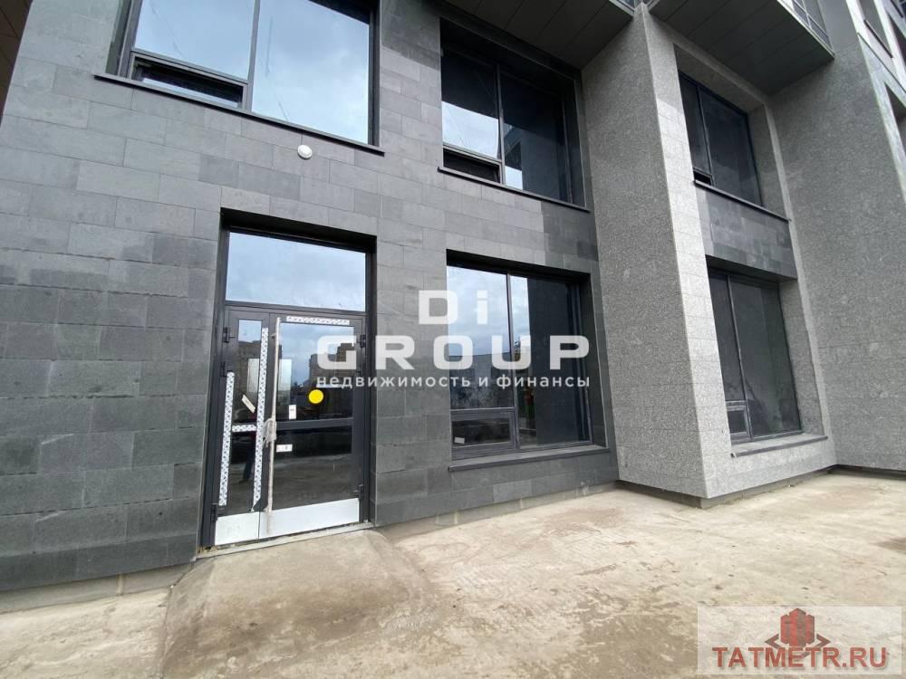 Продажа / Коммерческая / Office, Казань, Чистопольская улица, 35 820 000 Продается помещение свободного назначения 180 кв.м. Вход с первой линии ул. Сибгата Хакима дом 51, а также со стороны... - 3
