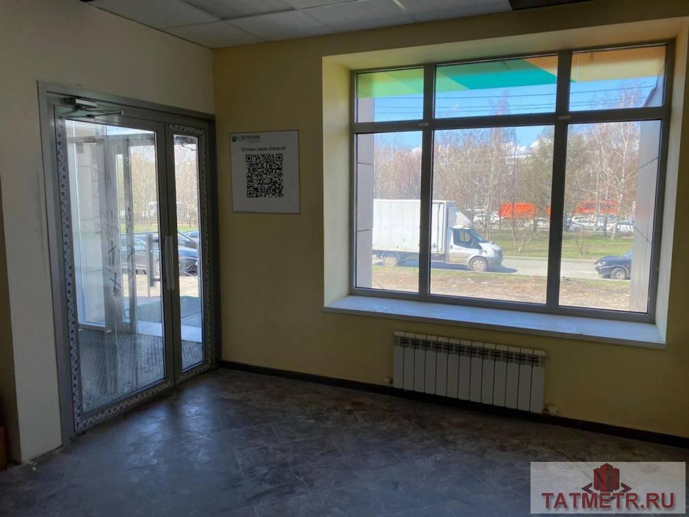 Коммерческая / Аренда / Офисы, Казань, улица Юлиуса Фучика, 105 000 Сдается помещение( 70 кв.м.) в встроено-пристроеном здании. -Первый этаж -Первая линия -Пешеходный и авто. трафик...