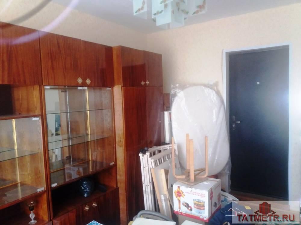 Продается комната на среднем этаже в г. Зеленодольск. Имеет статус квартиры. Комната светлая, чистая.  Рядом... - 1