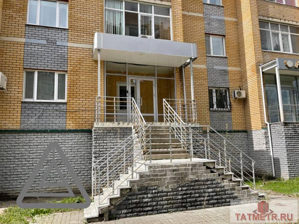 Аренда / Коммерческая / Free purpose, Казань, улица Адоратского, 80 000 Сдается помещение по адресу Адоратского, 1. В отличном состоянии. В помещении: Телефон Интернет Электричество...
