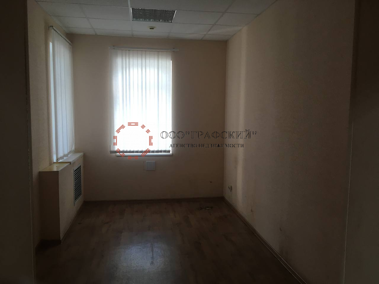 Коммерческая / Аренда / Офисы, Казань, улица Павла Морозова, 10 000 Сдаю офисное помещение 18 кв.м. на 2-м этаже 2-х этажного здания. Удобные подъездные пути есть все необходимые... - 2