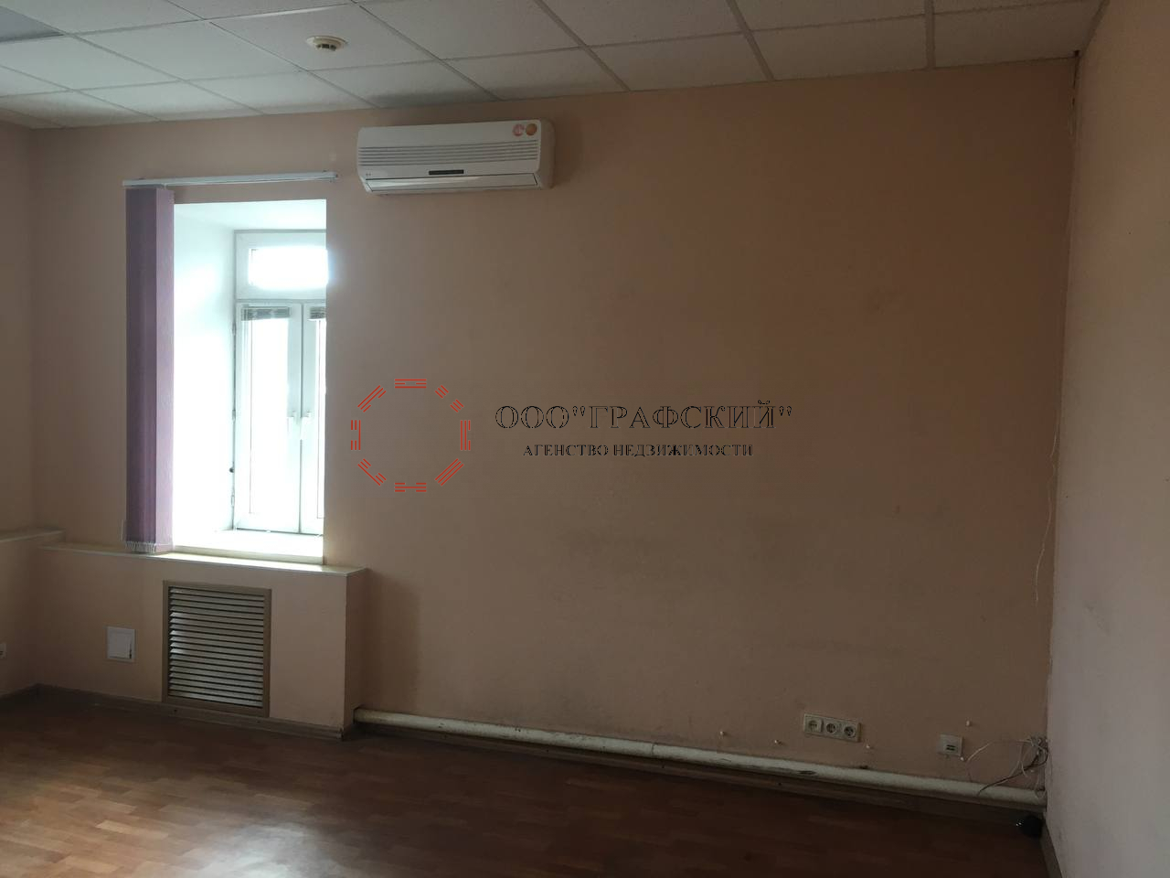 Коммерческая / Аренда / Офисы, Казань, улица Павла Морозова, 12 000 Сдаю офисное помещение площадью 24 кв.м. на 2-м этаже 2-х этажного здания Удобные подъездные пути есть все... - 1