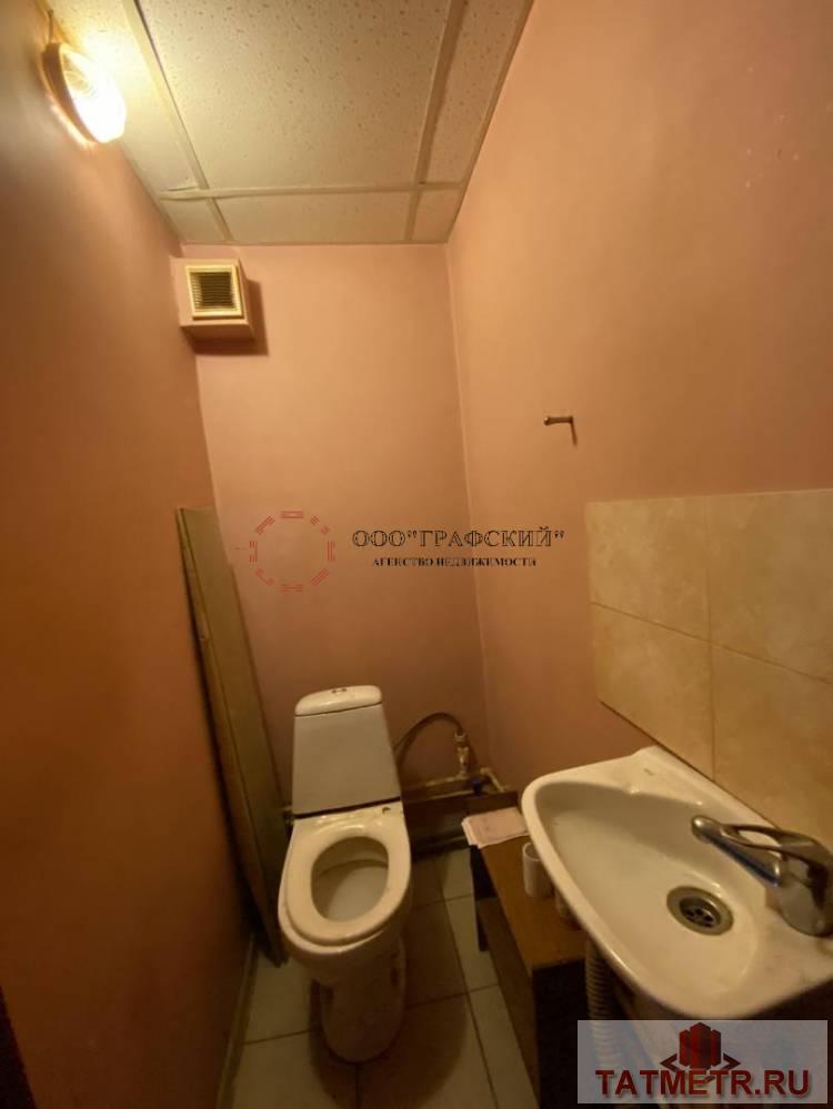 Продажа / Коммерческая / Office, Казань, улица Хайдара Бигичева, 7 500 000 Продаю помещение свободного назначения на 1 этаже 9-этажного дома с отдельным входом, первая линия, есть место под... - 4