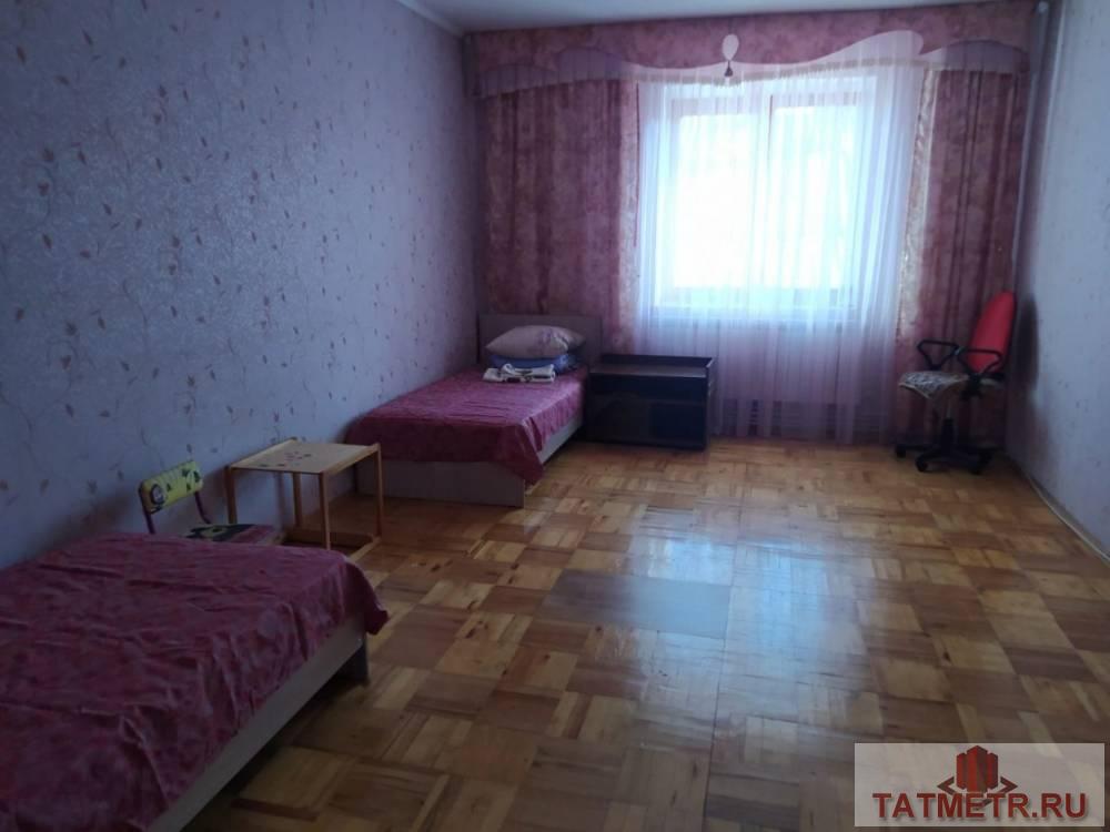 Аренда / Жилая / Дом с участком, Зеленодольск, Октябрьская улица, 25 000 Сдаётся второй этаж в двухэтажном доме в городе Зеленодольске. На первом этаже большой зал, спальня, кухня, холл,... - 2