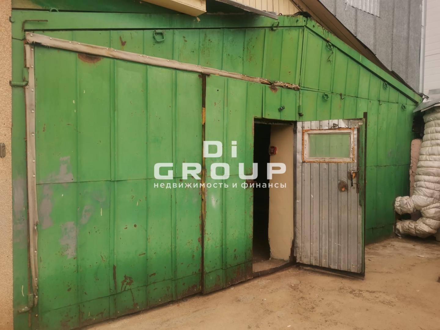 Аренда / Коммерческая / Warehouse, Казань, улица Адоратского, 12 285 Предлагается к аренде теплый склад на Адоратского. — охраняемая территория; — ворота 2.2 м на 3.5 м ; — отдельно... - 1
