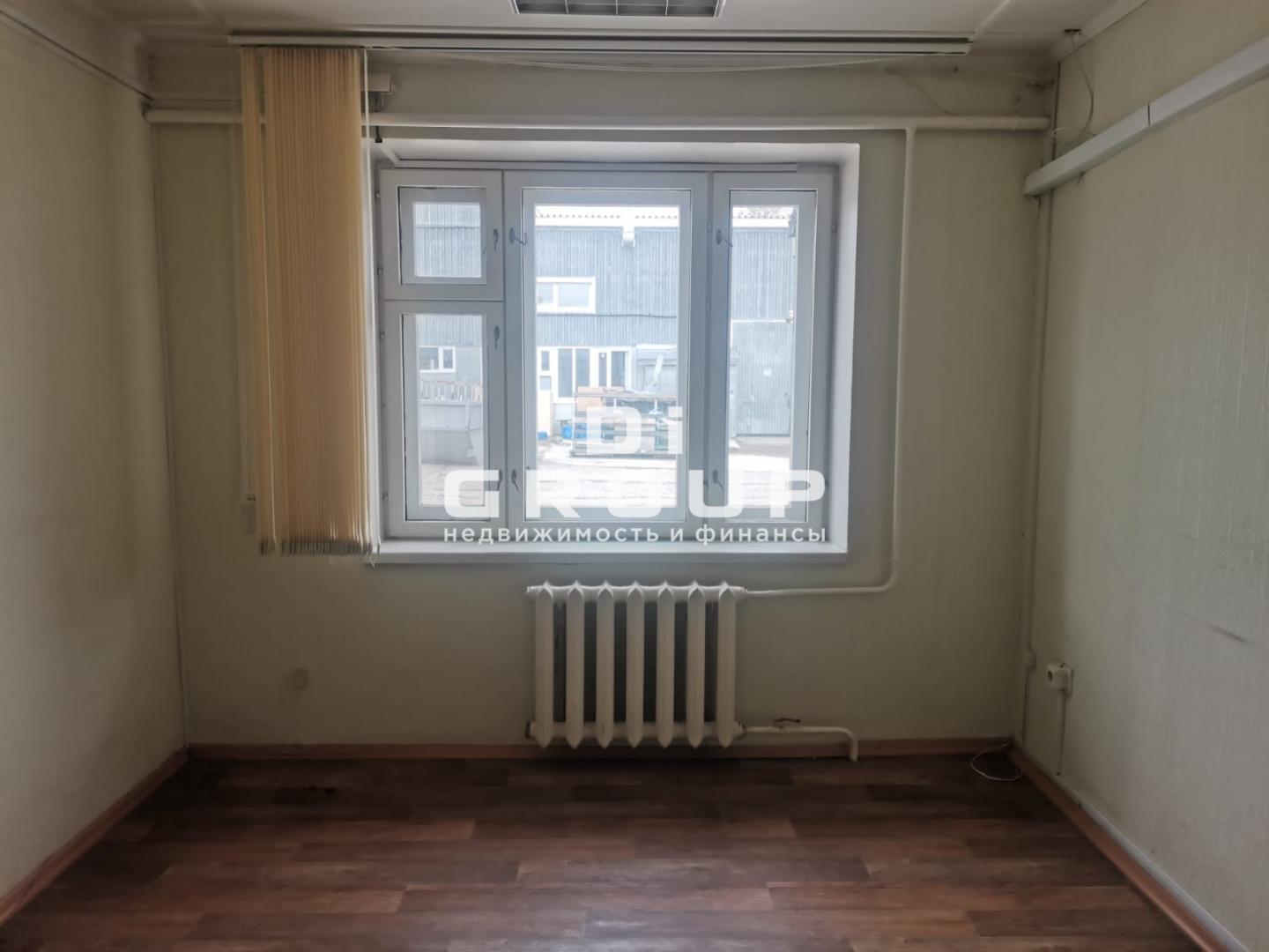 Аренда / Коммерческая / Warehouse, Казань, улица Адоратского, 12 285 Предлагается к аренде теплый склад на Адоратского. — охраняемая территория; — ворота 2.2 м на 3.5 м ; — отдельно... - 5