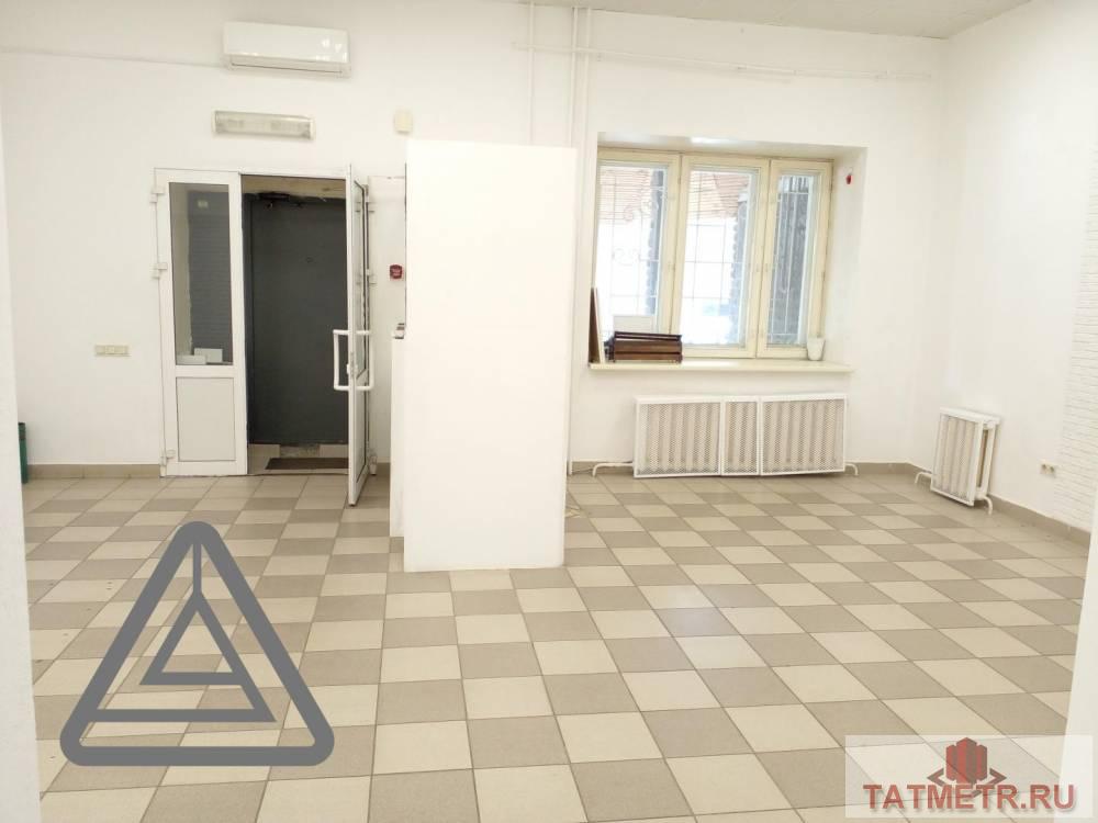 Коммерческая / Аренда / Офисы, Казань, Чистопольская улица, 55 000 Сдается офисное помещение по адресу Чистопольская 81. В хорошем состоянии. В помещении: — ИНТЕРНЕТ — ЭЛЕКТРИЧЕСТВО —... - 11