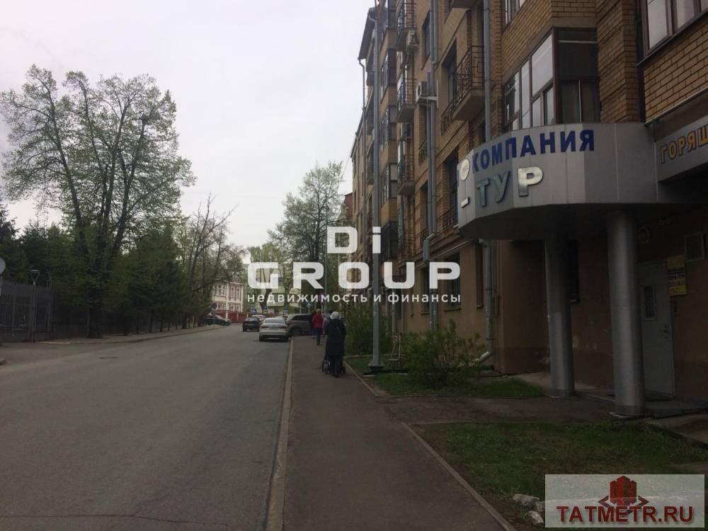 Коммерческая / Аренда / Офисы, Казань, улица Сибгата Хакима, 143 000 Основные характеристики: — первый этаж жилого дома (ЖК «Магеллан»); — часть торгового помещения, 2 блока по 50 м2... - 2