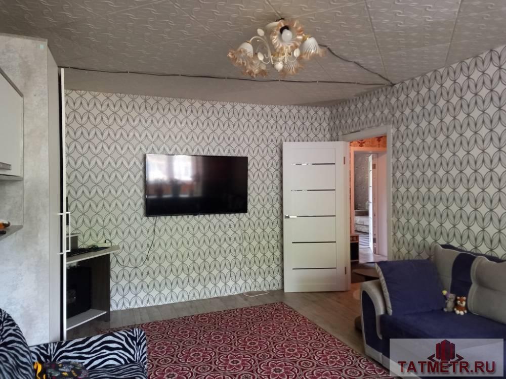 Продаются 2 комнаты в 3-х комнатной квартире в г. Зеленодольск. Комнаты большие, светлые, с хорошим ремонтом, окна во... - 4