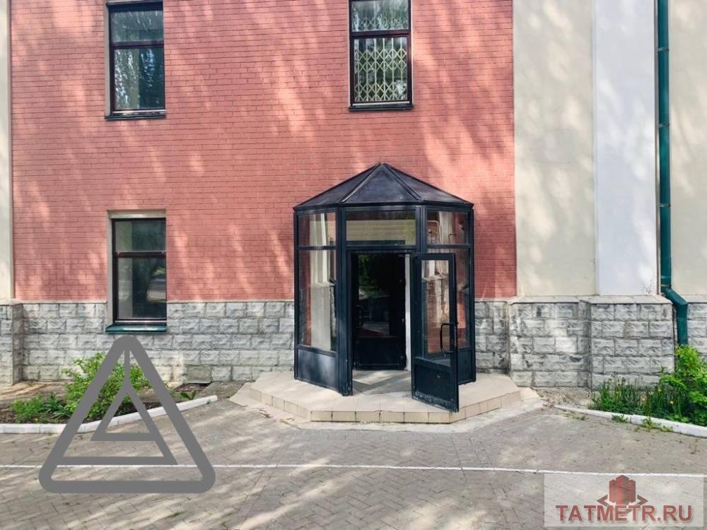 Коммерческая / Аренда / Офисы, Казань, Адмиралтейская улица, 60 500 Сдается блок-офисы по адресу: Адмиралтейская улица, 3 к 3. В отличном состоянии.Имеется возможность увеличения до... - 3