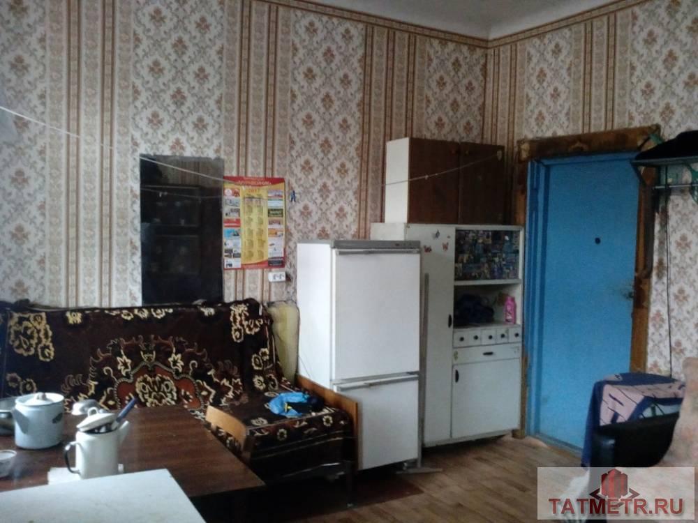 Аренда / Комнаты, Зеленодольск, Туктарова улица, 5 000 Сдается комната в коммунальной квартире в г. Зеленодольск. В комнате имеется все для проживания: диван, стол, стенка,... - 1
