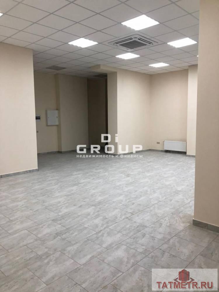 Коммерческая / Аренда / Офисы, Казань, улица Братьев Касимовых, 103 200 Основные характеристики: — помещение на первом этаже жилого дома, — вход на уровне земли, без ступенек; — 1 линия,... - 3