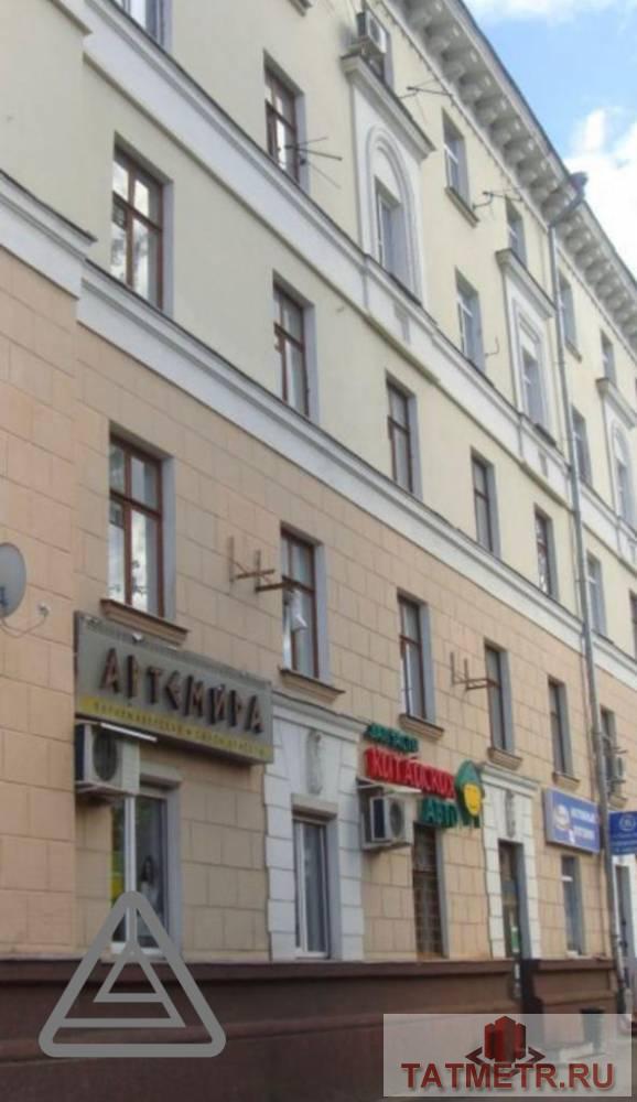 Аренда / Коммерческая / Free purpose, Казань, улица Декабристов, 50 000 Сдается помещение с отдельным входом в цокольном этаже по адресу: г. Казань, ул. Декабристов 156 после ремонта. Вход...
