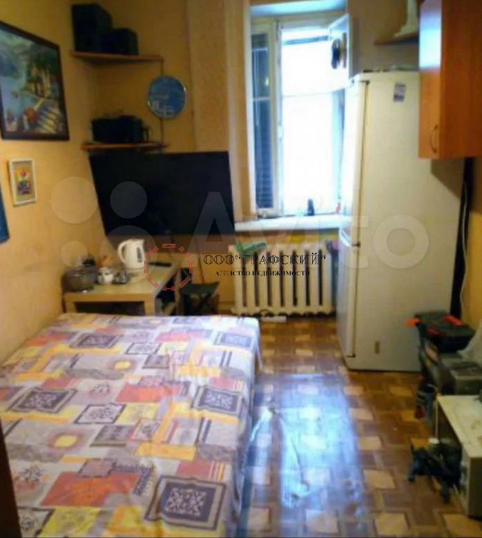 Продажа / Комнаты, Казань, Каспийская улица, 1 299 000 Продаю уютную теплую комнату в коммунальной квартире, чистая с косметическим ремонтом, остается стиральная машина,...
