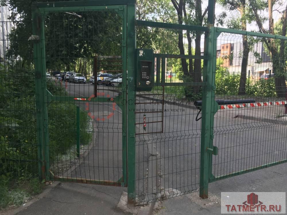 Продажа / Квартиры, Казань, улица Академика Лаврентьева, 7 100 000 Отличная трехкомнатная квартира в сердце Ново-Савиновского района! Вокруг находится все, что нужно для комфортного... - 8