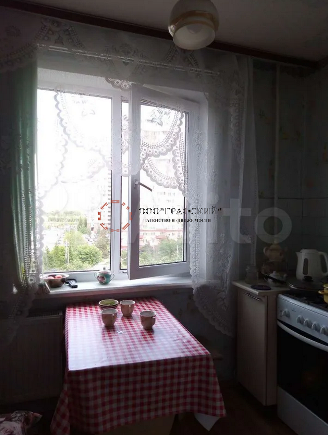 Продажа / Квартиры, Казань, улица Фатыха Амирхана, 4 849 000 Замечательная однокомнатная квартира в центре Ново-Савиновского района! Квартира очень уютная и светлая, несмотря... - 3