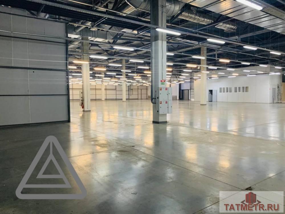Аренда / Коммерческая / Warehouse, Казань, Оренбургский тракт, 320 000 Сдается склад 1 этаж площадь 320 кв.м в торгово-складском комплексе Порт. В отличном состоянии. В помещении: —...