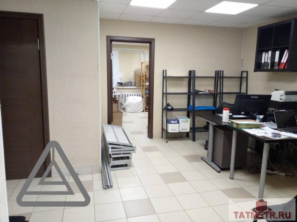 Коммерческая / Аренда / Офисы, Казань, улица Габдуллы Кариева, 85 000 Сдается офисное помещение с отдельным входом по адресу Габдуллы Кариева д. 6 . В отличном состоянии. В помещении: —... - 3