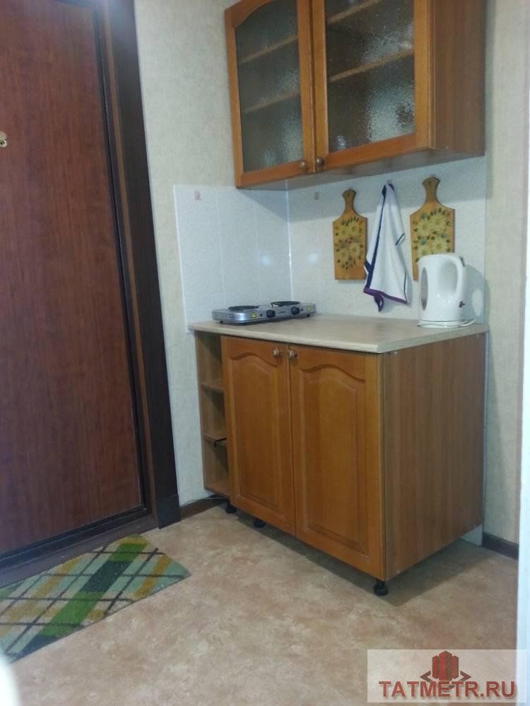 Продажа / Квартиры, Зеленодольск, Заикина улица, 990 000 Продается гостинка в городе Зеленодольск. Квартира чистая, уютная, светлая, с ремонтом: окна стеклопакет, потолки... - 2