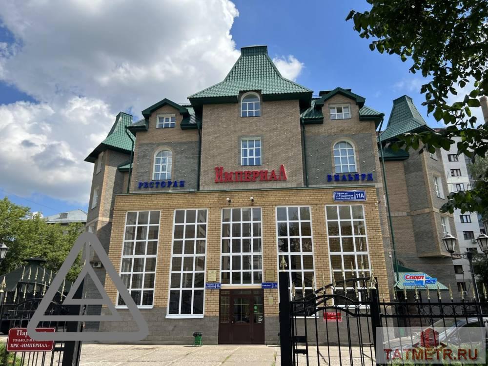 Коммерческая / Аренда / Офисы, Казань, Гвардейская улица, 400 000 Сдаются помещения свободной планировки от 500 до 2000 кв.м В помещении: — Телефон — Интернет ---Мебель —...