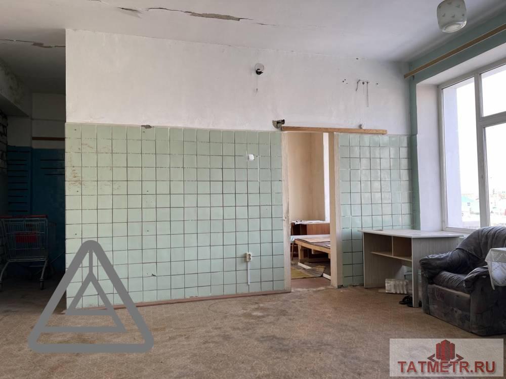 Коммерческая / Аренда / Офисы, Казань, Беломорская улица, 15 000 Сдается помещение 60 кв . Первая линия от дороги, 2 больших окна. Помещение состоит из 2х комнат и одной небольшой... - 2