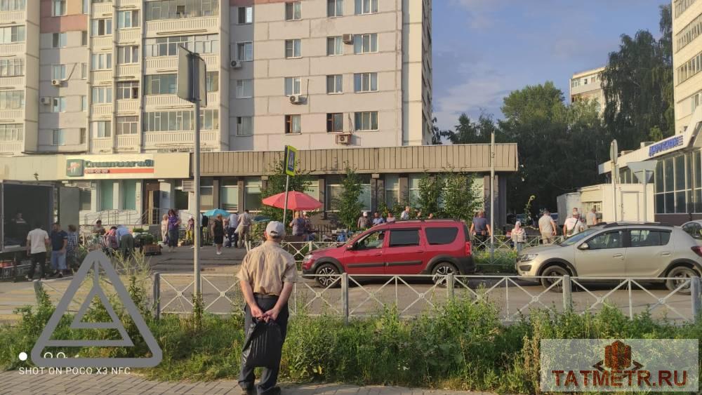 Аренда / Коммерческая / Free purpose, Казань, улица Юлиуса Фучика, 284 400 Сдается помещение на первой линии ул. Зорге, оживленный перекресток улиц Фучика-Зорге. Прямо напротив входа/выхода... - 4