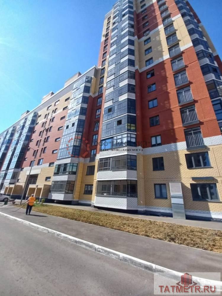 Продажа / Квартиры, Казань, улица Зур Урам, 8 350 000 Продаю двухкомнатную квартиру в новом кирпичном доме. ДОМ СДАН! Квартира очень светлая, с двумя балконами. Комнаты...
