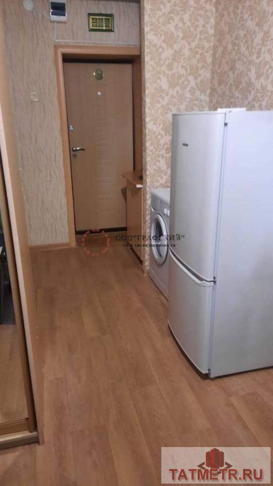 Продажа / Комнаты, Казань, Октябрьская улица, 2 700 000 Продаю замечательную квартиру-студию со статусом комнаты в Ново-Савиновском районе! В комнате хороший ремонт.... - 4