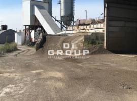 Продается производственная база, расположенная по адресу:...
