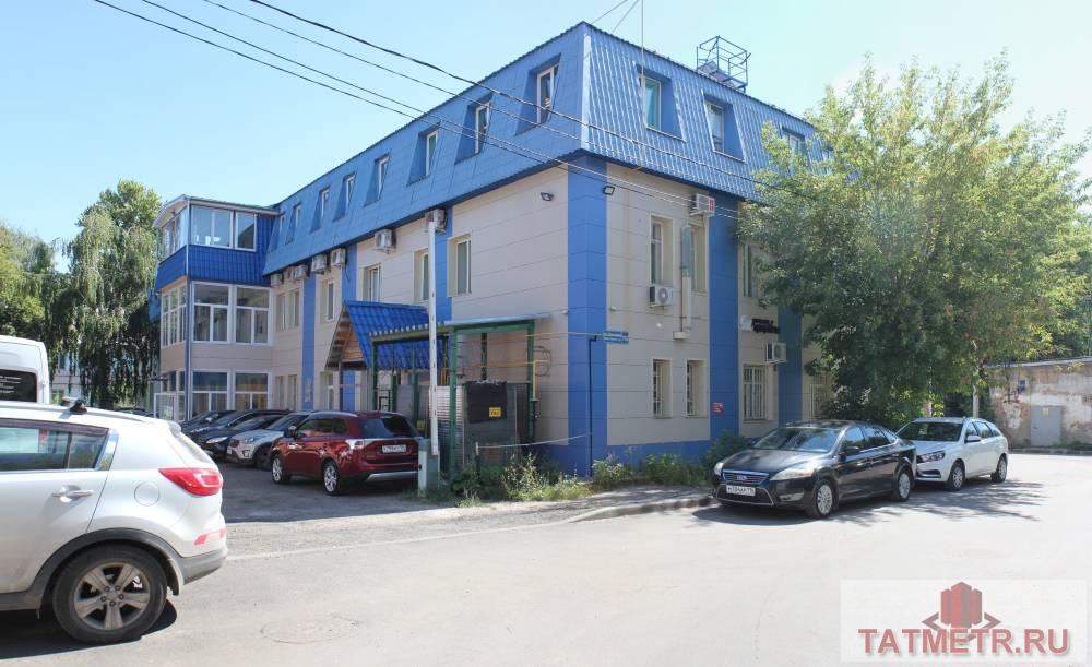 Коммерческая / Продажа / Офисы, Казань, Восстания улица, 700 000 Самые низкие цены по городу! Цена от собственника напрямую. Об объекте: Офисные помещения в торгово-офисном центре с... - 1