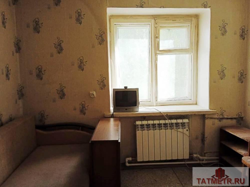 Продажа / Квартиры, Зеленодольск, Заикина улица, 798 000 Продается квартира на среднем этаже в г. Зеленодольск. В комнате есть 2 кладовки, в которой можно установить душевую...