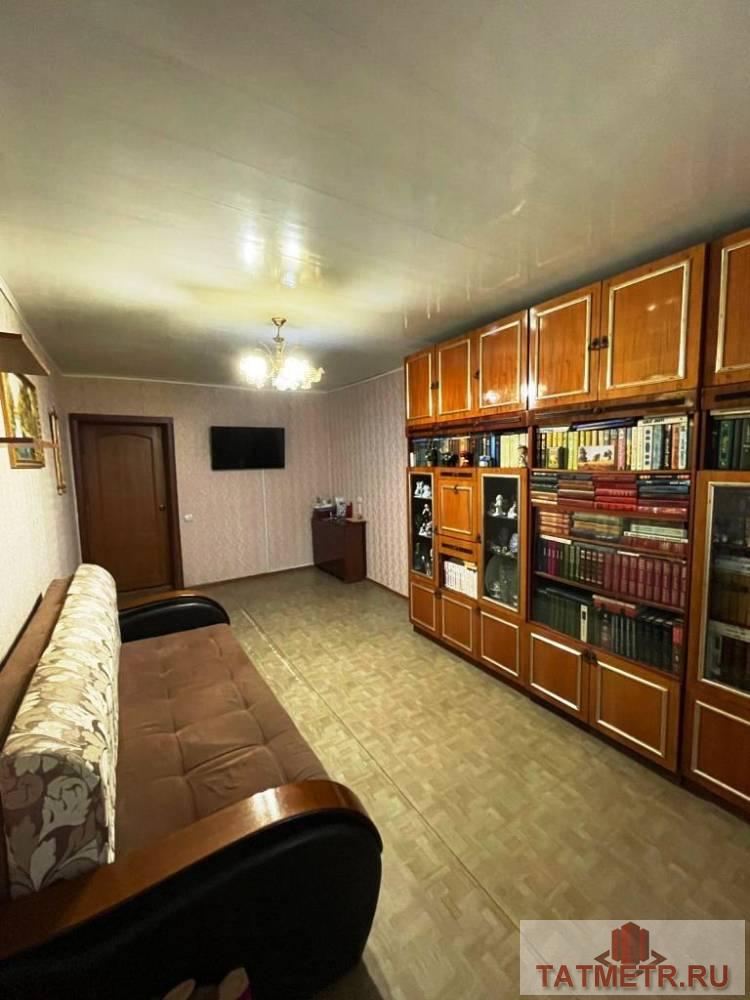 Продажа / Квартиры, пгт. Васильево, Школьная улица, 3 299 000 Продается замечательная двухкомнатная квартира в самом центе пгт. Васильево. Квартира теплая, уютная, аккуратная в...