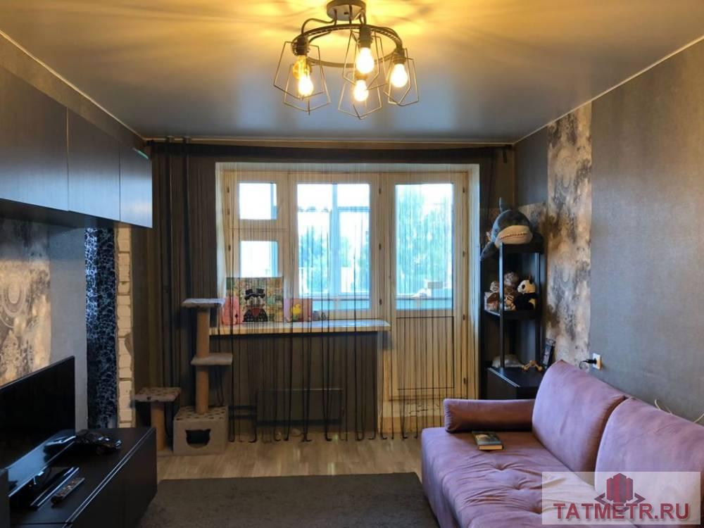 Продажа / Квартиры, Зеленодольск, Комарова улица, 2 999 000 Продается теплая однокомнатная квартира площадью 34 кв.м на среднем этаже кирпичного дома 2006 года постройки. В доме...