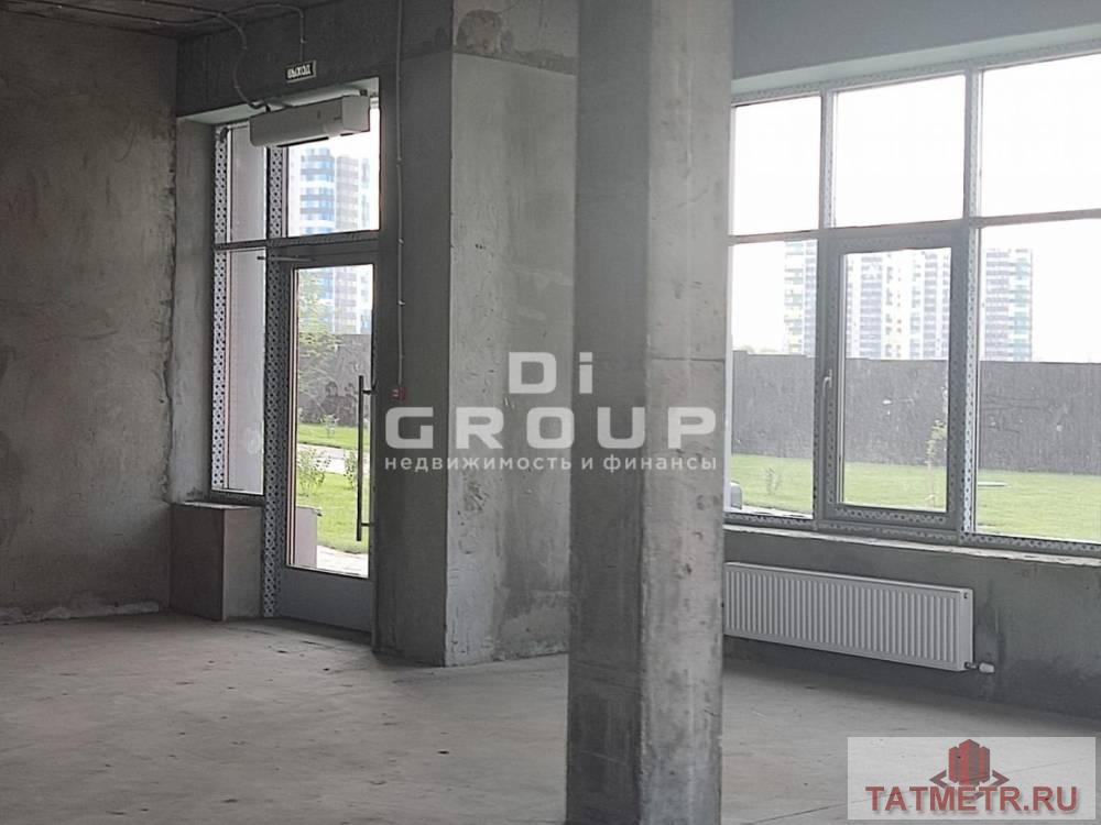 Продажа / Коммерческая / Office, Казань, улица Анаса Тазетдинова, 48 559 000 Выгодная инвестиция в будущее вашего бизнеса в ЖК Лето. Продается помещение свободного назначения пл 310 кв.м. в... - 2