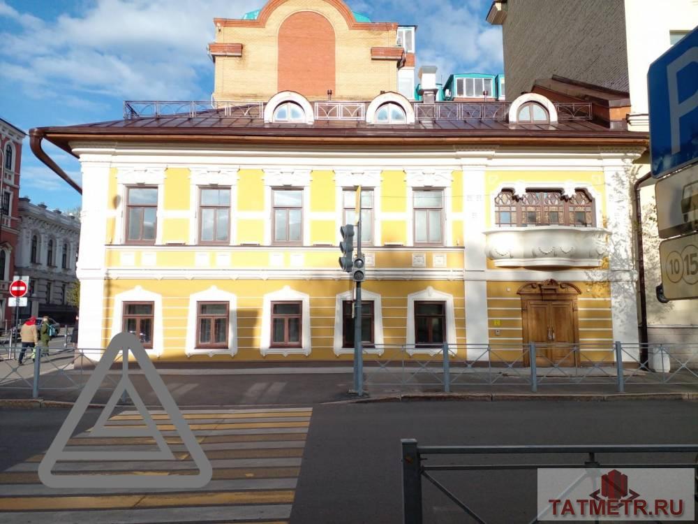 Аренда / Коммерческая / Free purpose, Казань, большая Красная улица, 176 415 Сдается третий, мансардный этаж в только что отреставрированном историческом здании. Трехэтажное здание после полной...