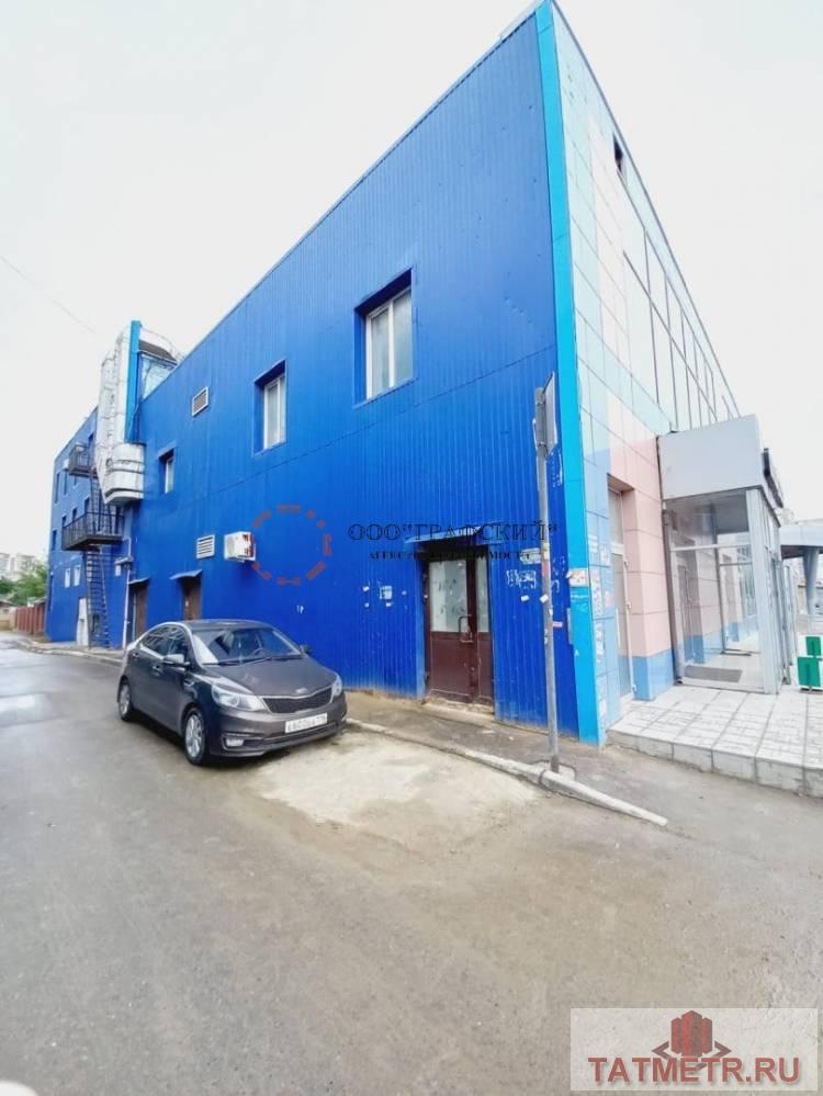 Продажа / Коммерческая / Retail, Казань, улица Фрунзе, 6 300 000 Продаю помещение 96 кв. м. в ТЦ на цокольном этаже. ТЦ расположен на первой линии с высоким пешеходным и... - 2