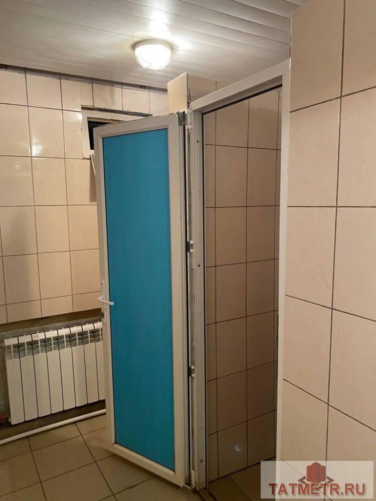 Продажа / Квартиры, Зеленодольск, Заикина улица, 1 100 000 Продается однокомнатная квартира в г. Зеленодольск. Окно пластиковое, на полу линолеум, потолок натяжной. На этаже... - 2