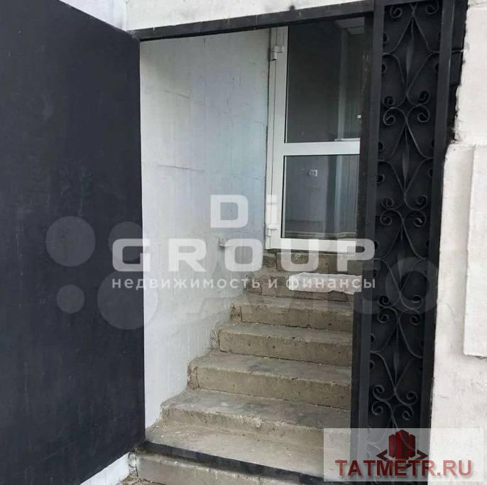 Продажа / Коммерческая / Office, Казань, улица Максимова, 2 750 000 Продается нежилое помещение 21 кв.м с отдельным входом по ул Максимова 3. Помещение находится на 1 этаже жилого... - 2
