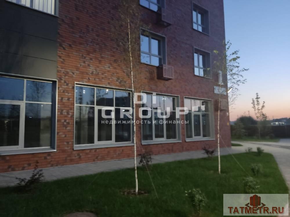 Продажа / Коммерческая / Office, Казань, улица Анаса Тазетдинова, 26 624 000 Выгодная инвестиция в будущее вашего бизнеса в ЖК Лето. Продается помещение свободного назначения пл 164 кв.м. в...