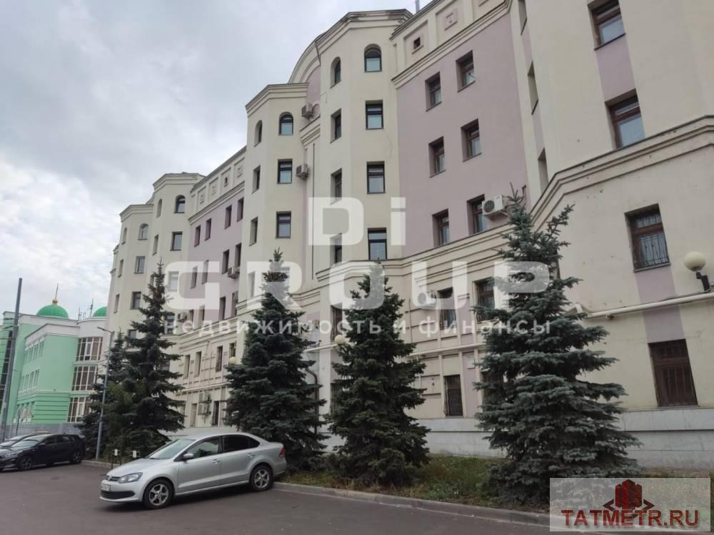 Продажа / Коммерческая / Office, Казань, Лево-Булачная улица, 13 000 000 Продается офисное помещение 83.5 кв.м в самом центре Казани в шаговой доступности от Кремля. 4 кабинета. Санузел,...