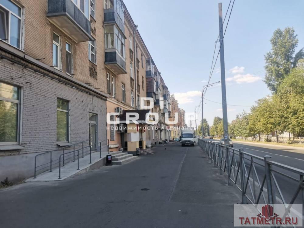 Продажа / Коммерческая / Office, Казань, улица Гагарина, 17 000 000 Нежилое помещение на 1 этаже по ул.Гагарина. 1 линия. Большой пешеходный и автомобильный трафик.Отдельный вход....