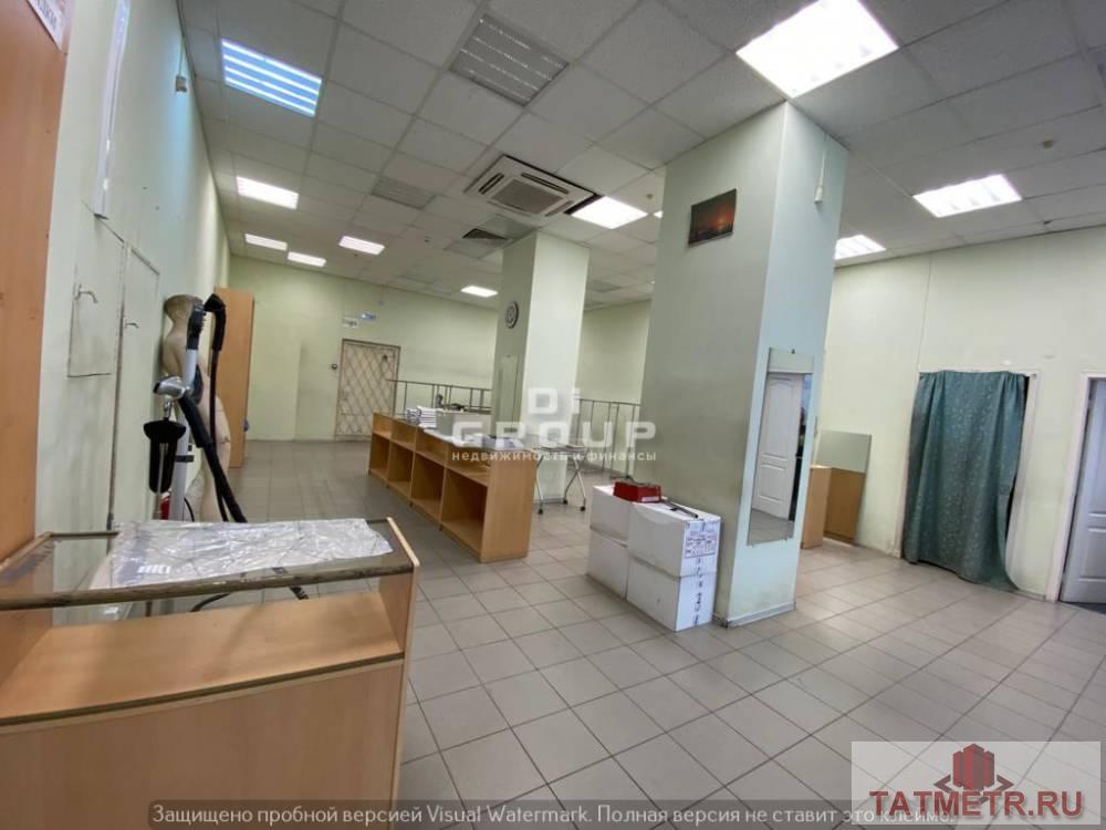 Коммерческая / Аренда / Офисы, Казань, улица Декабристов, 253 000 Сдается в аренду помещение по улице Декабристов. Площадь 230 кв.м., первая линия, первый этаж, рядом Пятерочка,... - 2