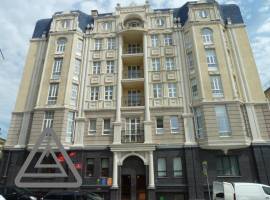 Сдается офисное помещение 7 кв.м офис и 7 кв.м коридор на 2 этаже...