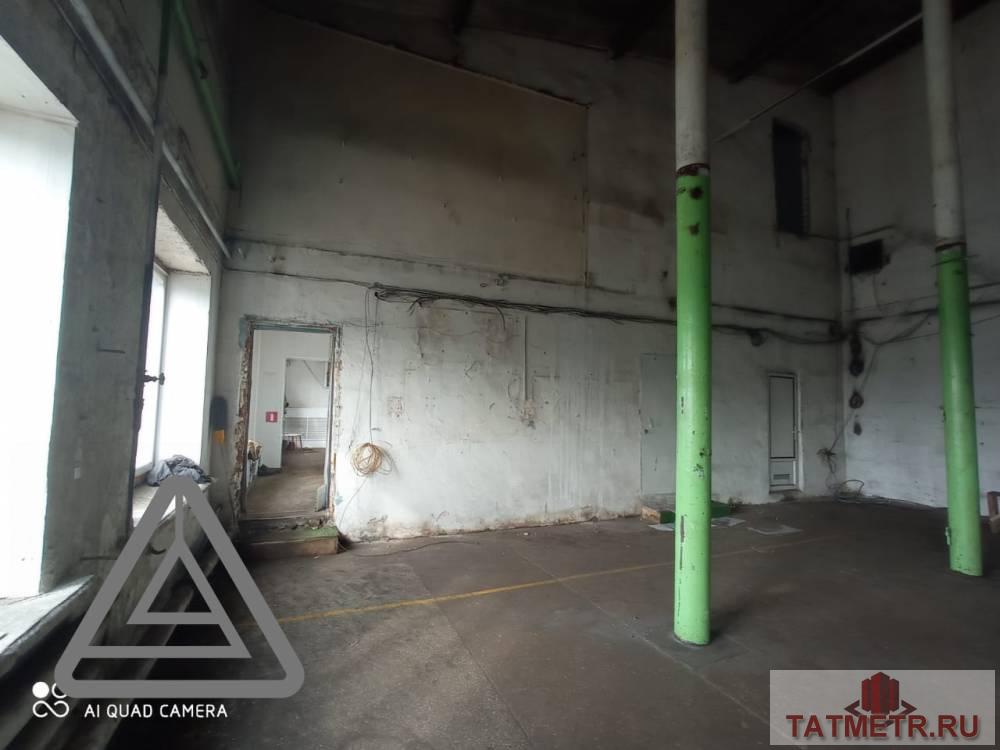 Аренда / Коммерческая / Warehouse, Казань, улица Седова, 90 000 Сдается теплый склад общая площадь 130 кв.м и 70 кв.м помещение подсобные по адресу: Седова 2. В хорошем состоянии.... - 6