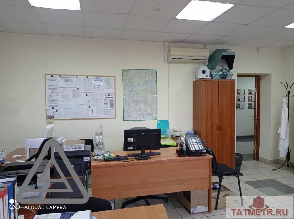 Аренда / Коммерческая / Free purpose, Казань, улица Тази Гиззата, 80 900 Сдается офисное 115.6 кв.м помещение по адресу: ул. Тази Гиззата 4 . В отличном состоянии. (4 этаж) В помещении: —... - 8
