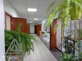 Сдается офисное 115.6 кв.м помещение по адресу: ул. Тази Гиззата 4...