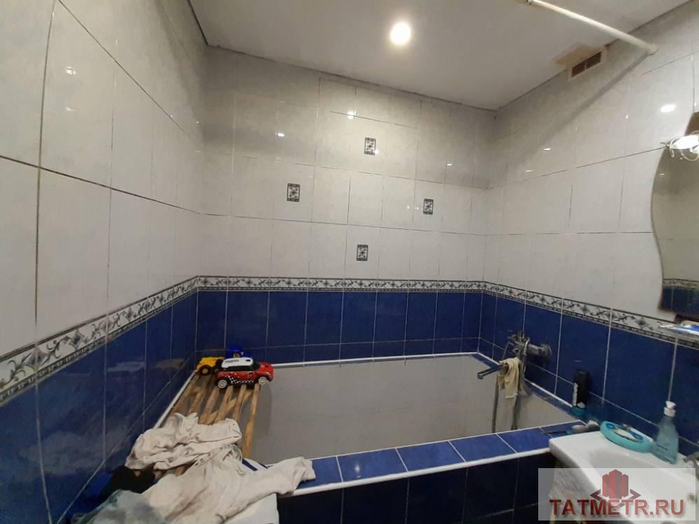 Продажа / Комнаты, Зеленодольск, Вали Хазиева улица, 897 531 Продаётся большая, светлая комната с трёхметровой лоджией в трехкомнатной квартире в г. Зеленодольск. Санузел... - 3