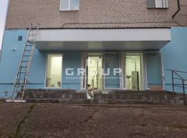 Сдается помещение 142.7 кв.м напротив Госпиталя Ветеранов. 70кв.м...